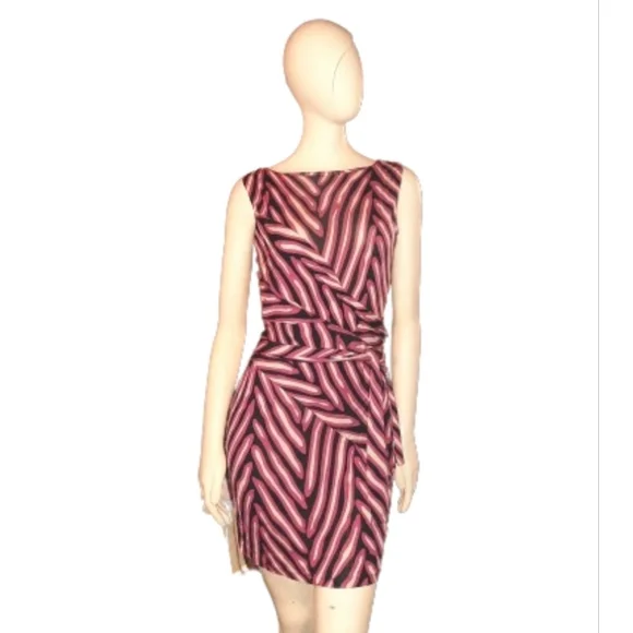 Diane Von Furstenberg Silk Shina faux wrap Herringbone dress - Picture 2 of 12